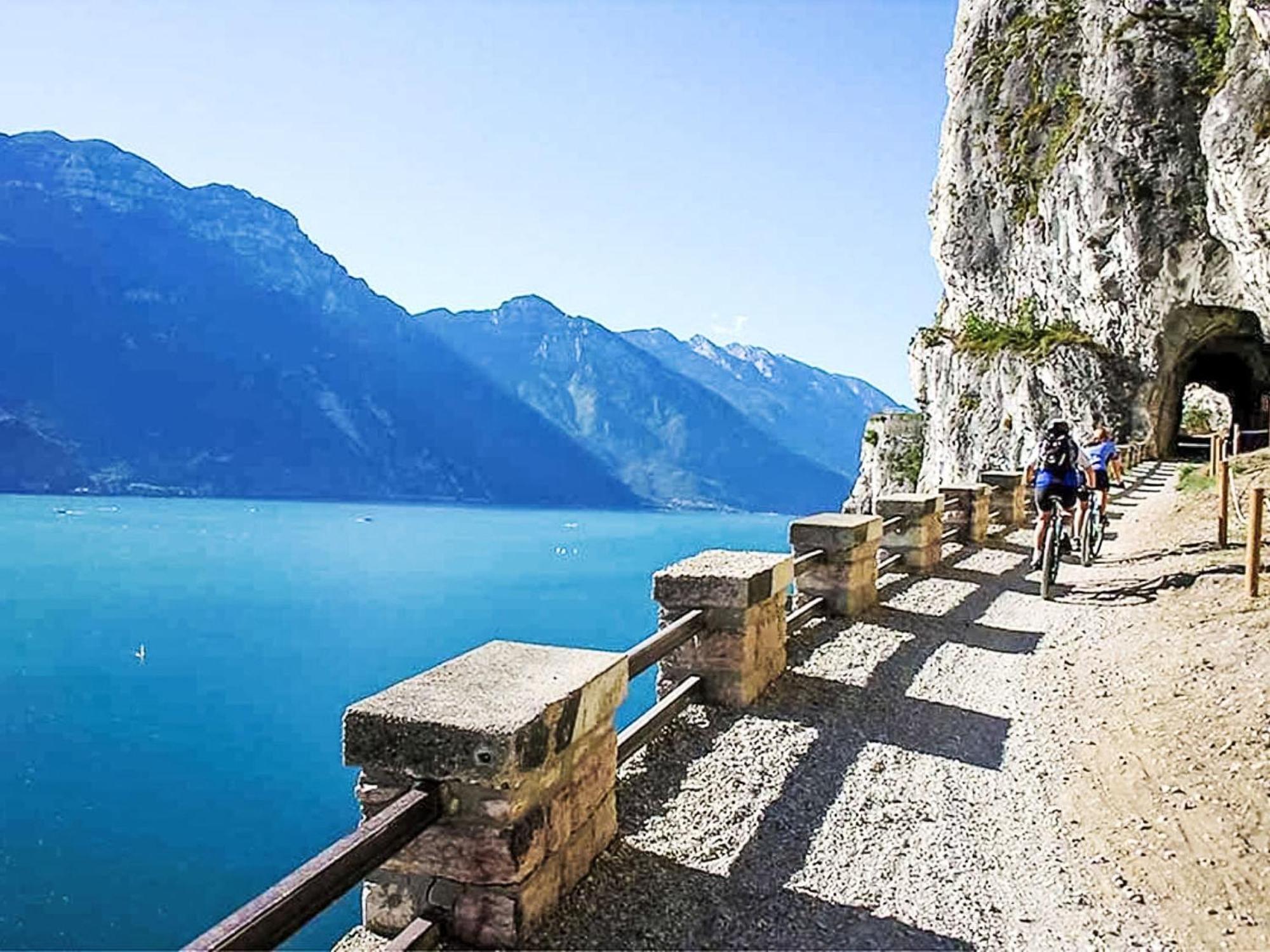 Apartment Standard By Interhome Riva del Garda Buitenkant foto